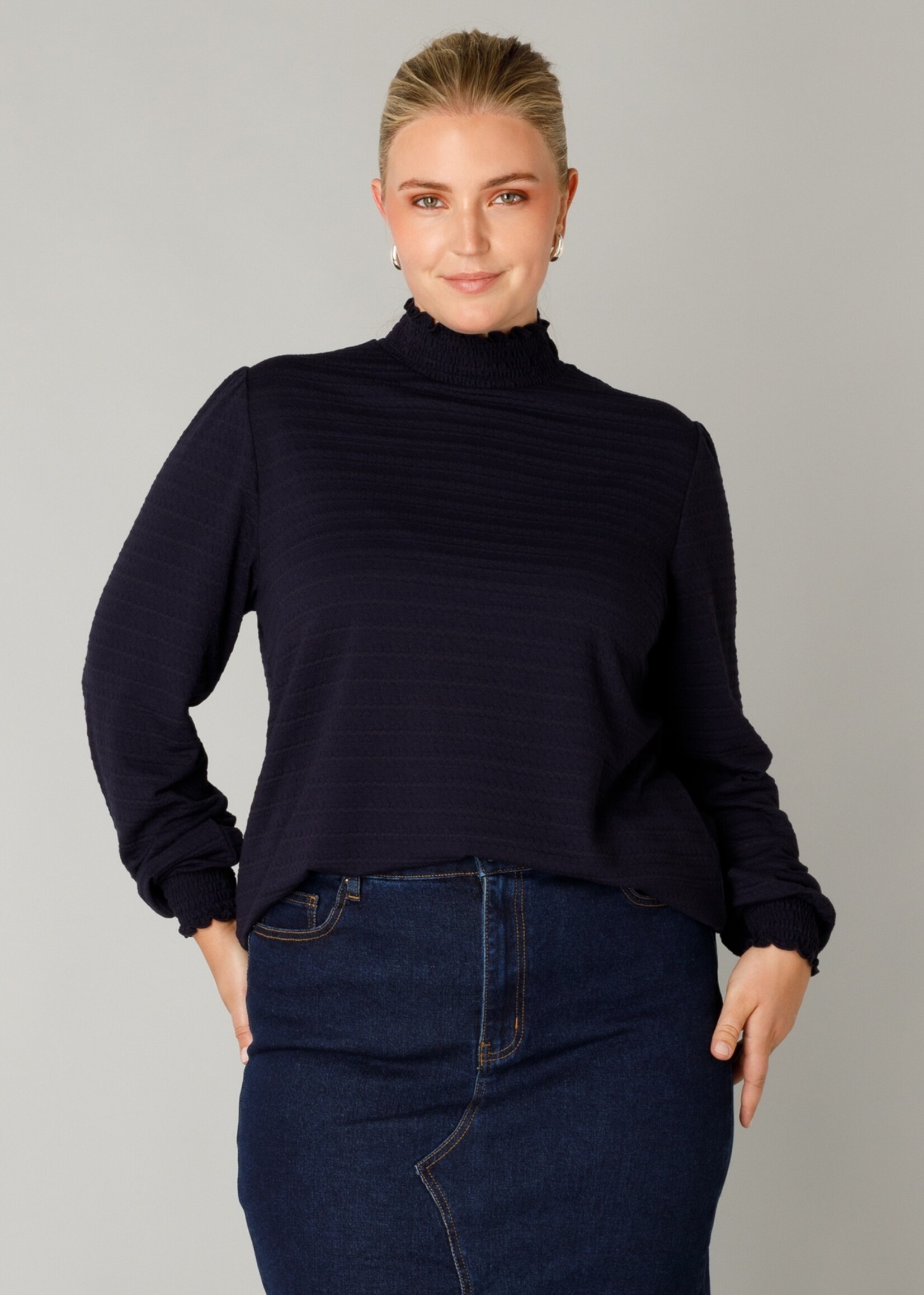 Yest Curve Longsleeve shirt