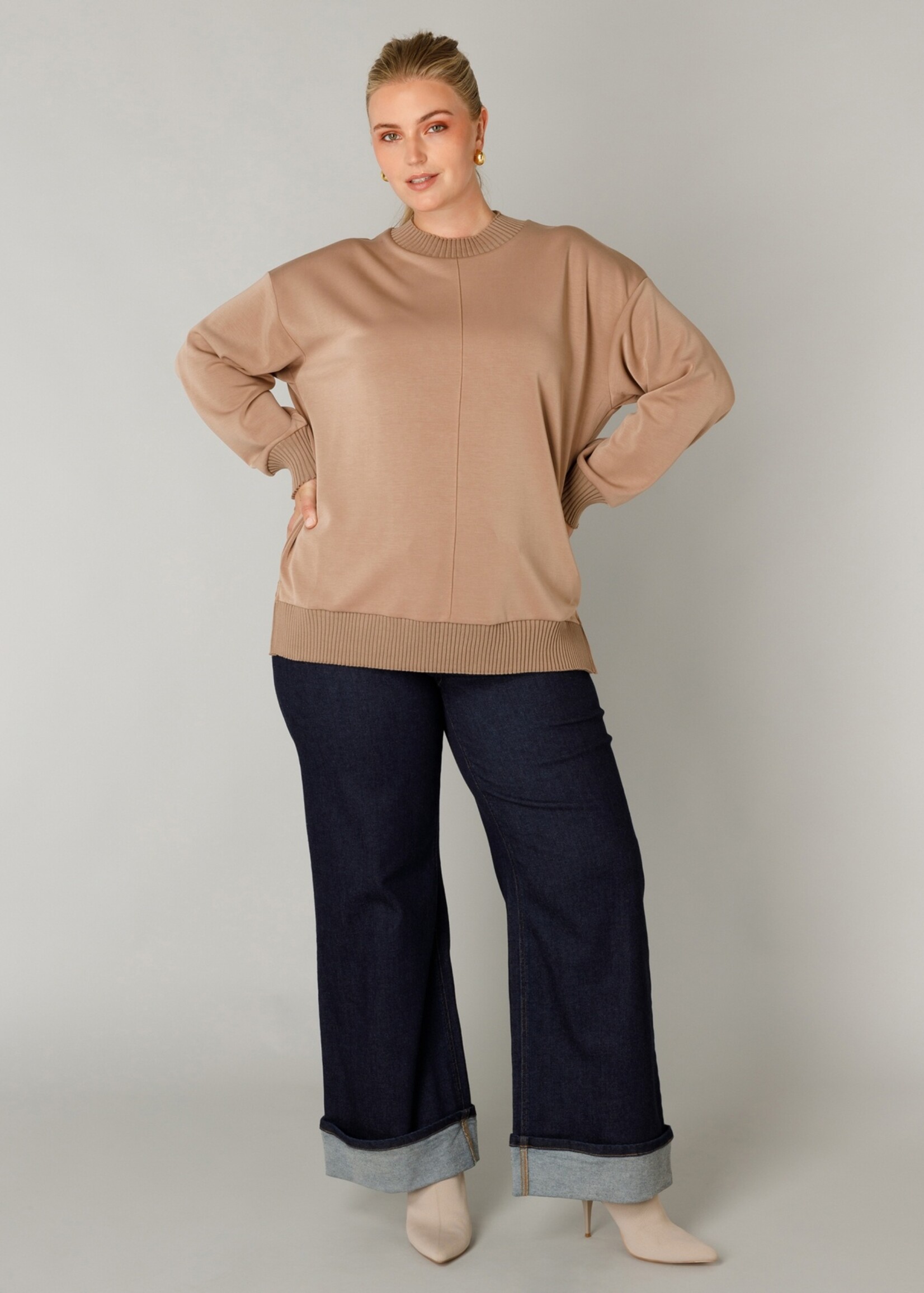 Yest Curve Sweater