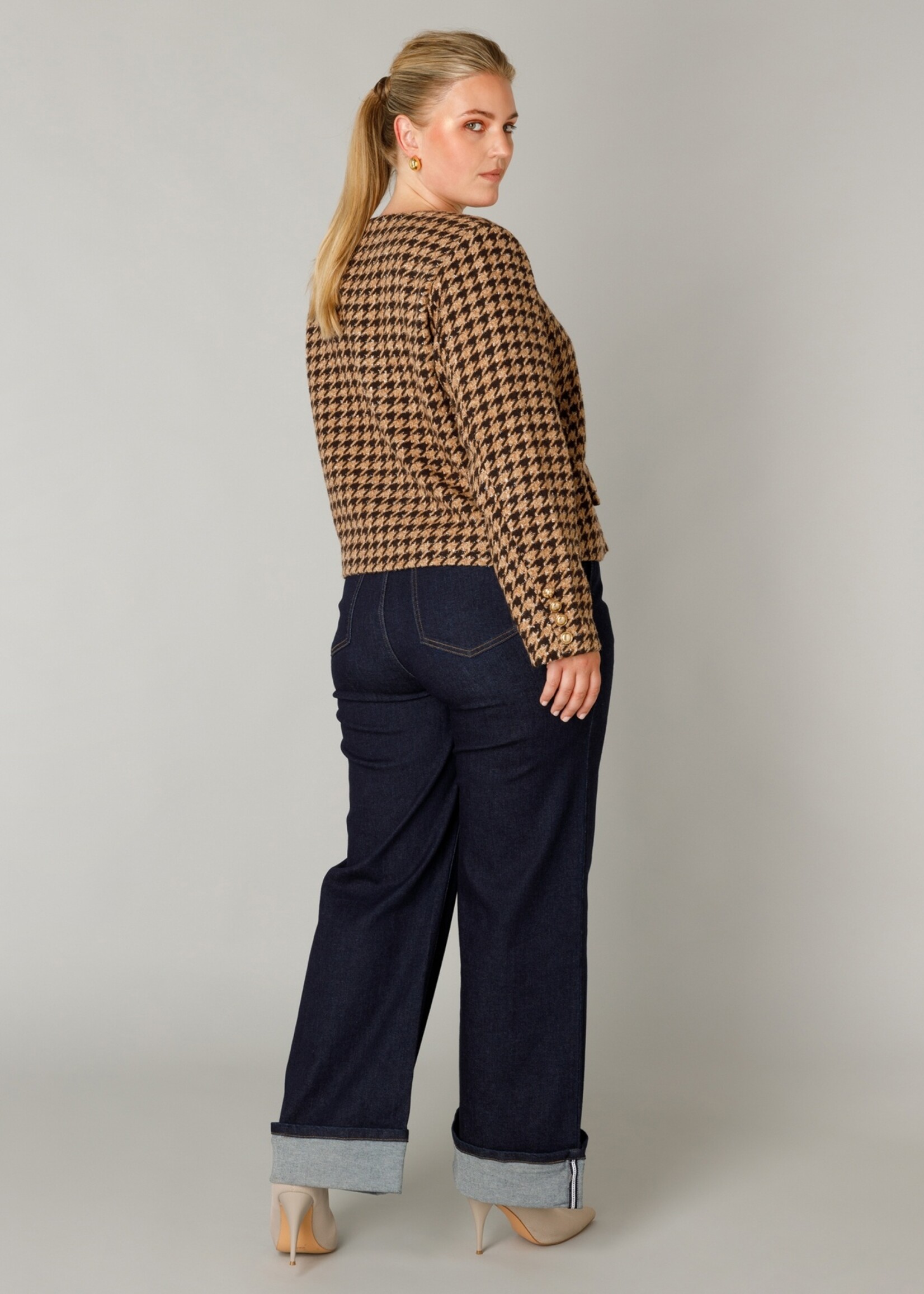 Yest Curve Yest Curve jasje Fie – retro chic met een moderne twist