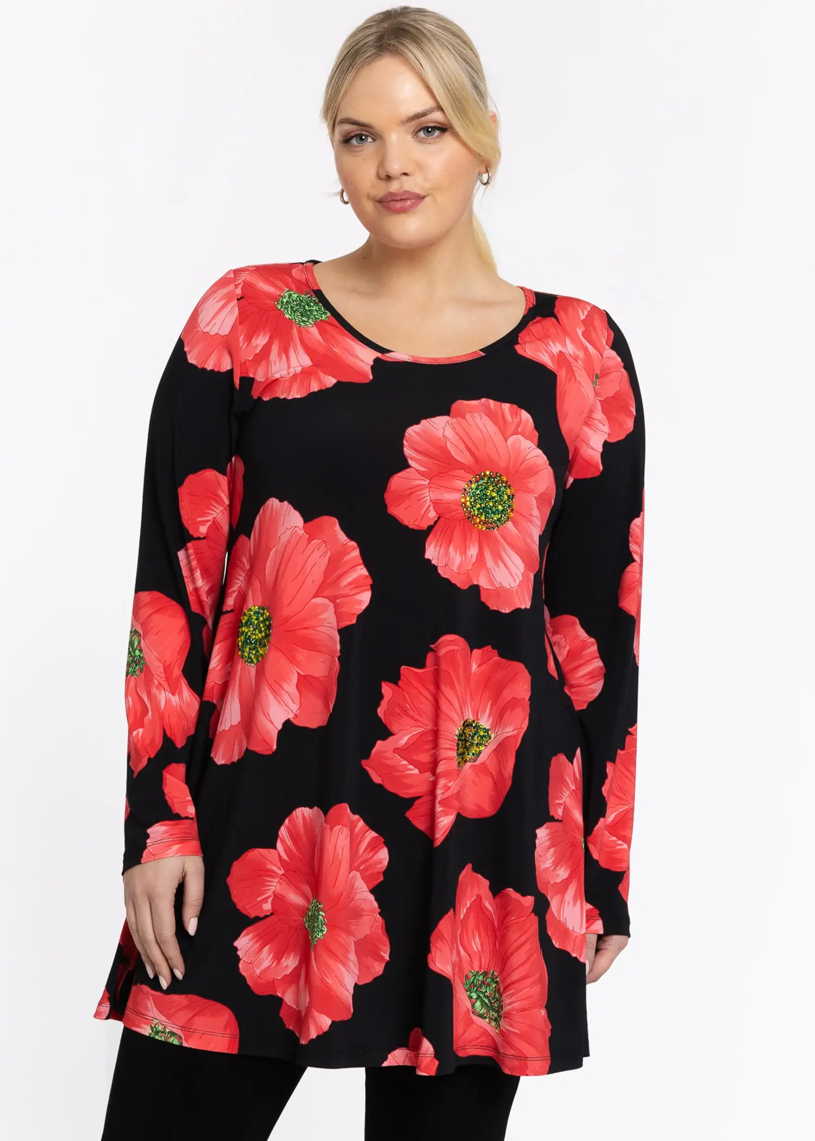 Yoek Tuniek  Petals Yoek