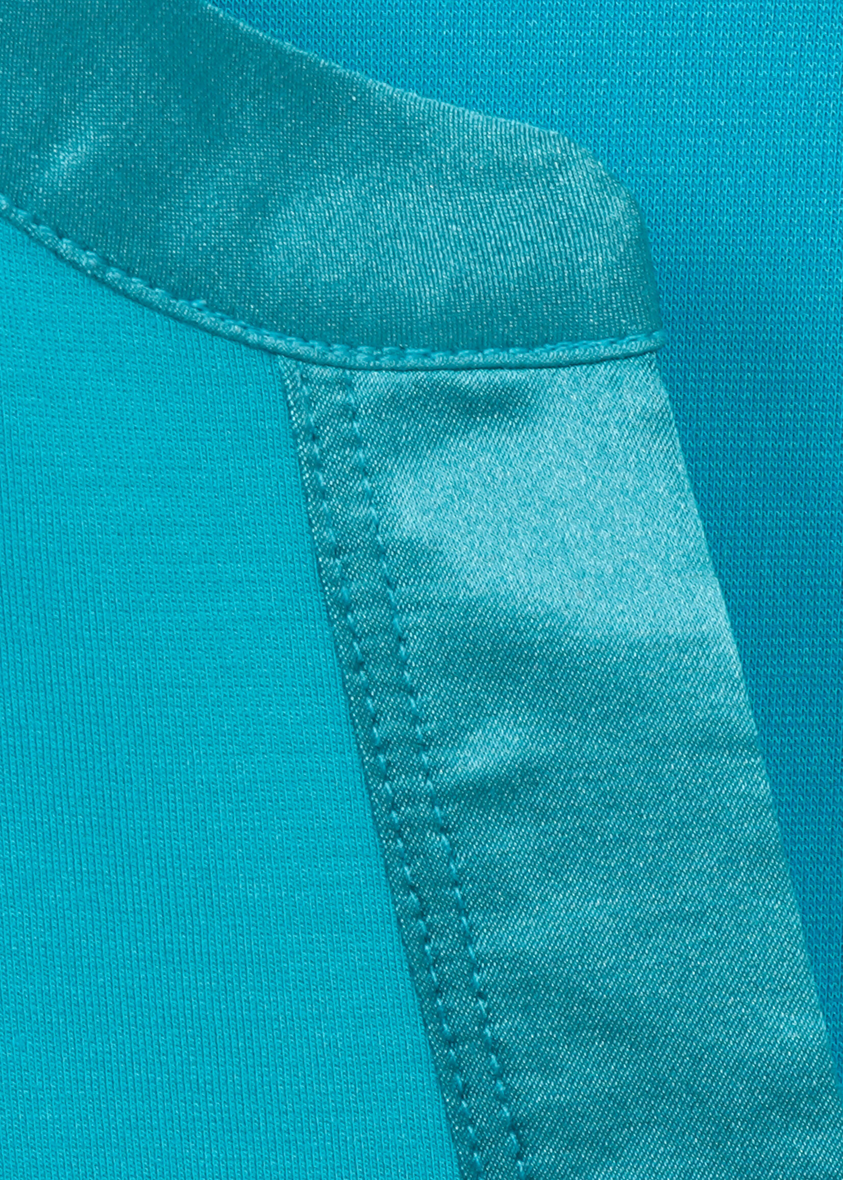 Via Appia Via Appia Due shirt in aqua met satijnen halsdetail