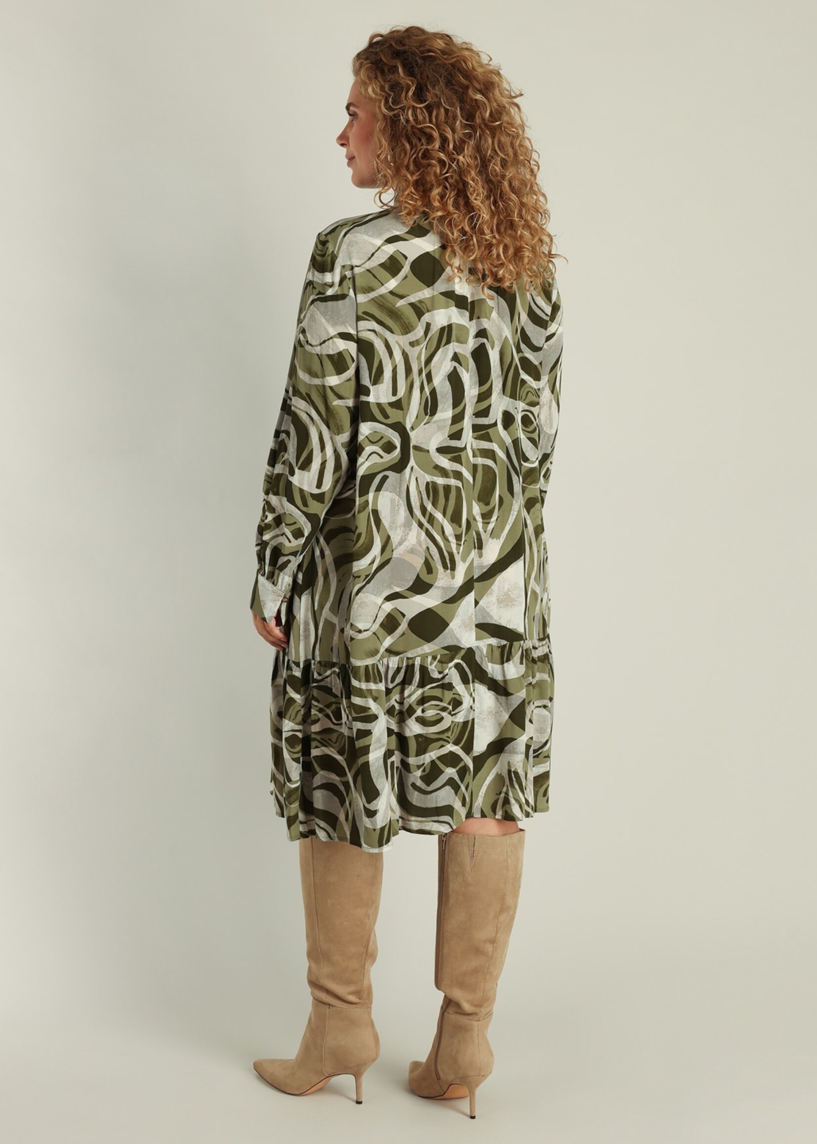 Yest Curve Jurk Gwyneth – modieus, trendy en vrouwelijk(A005789)