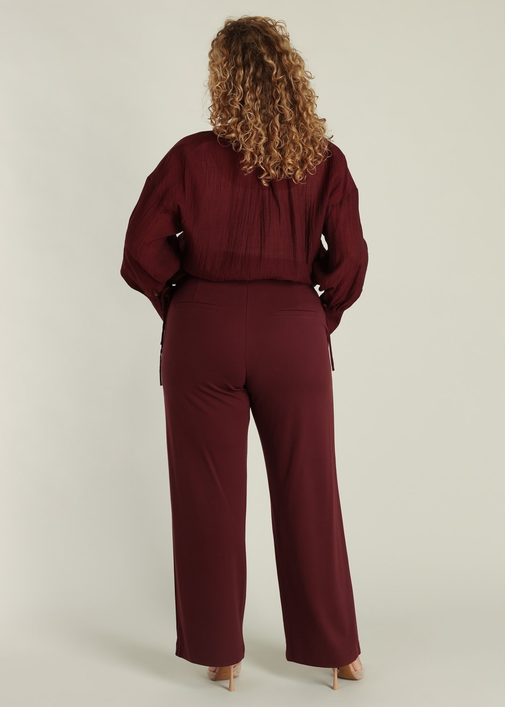 Yest Curve Yest Curve pantalon in groen en bordeaux (A005860)