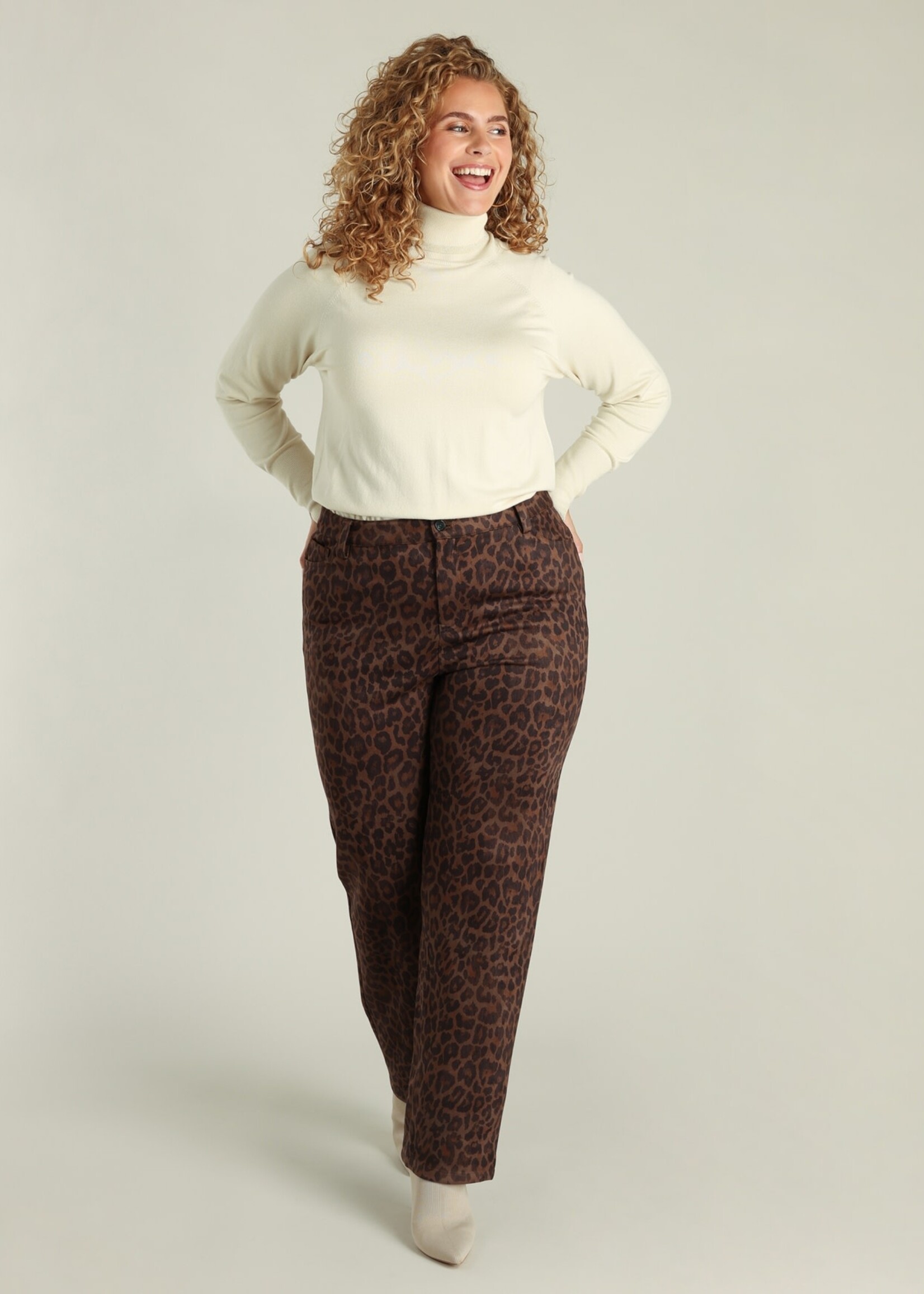 Yest Curve Yest Curve pantalon Gabrielle – subtiele panterprint