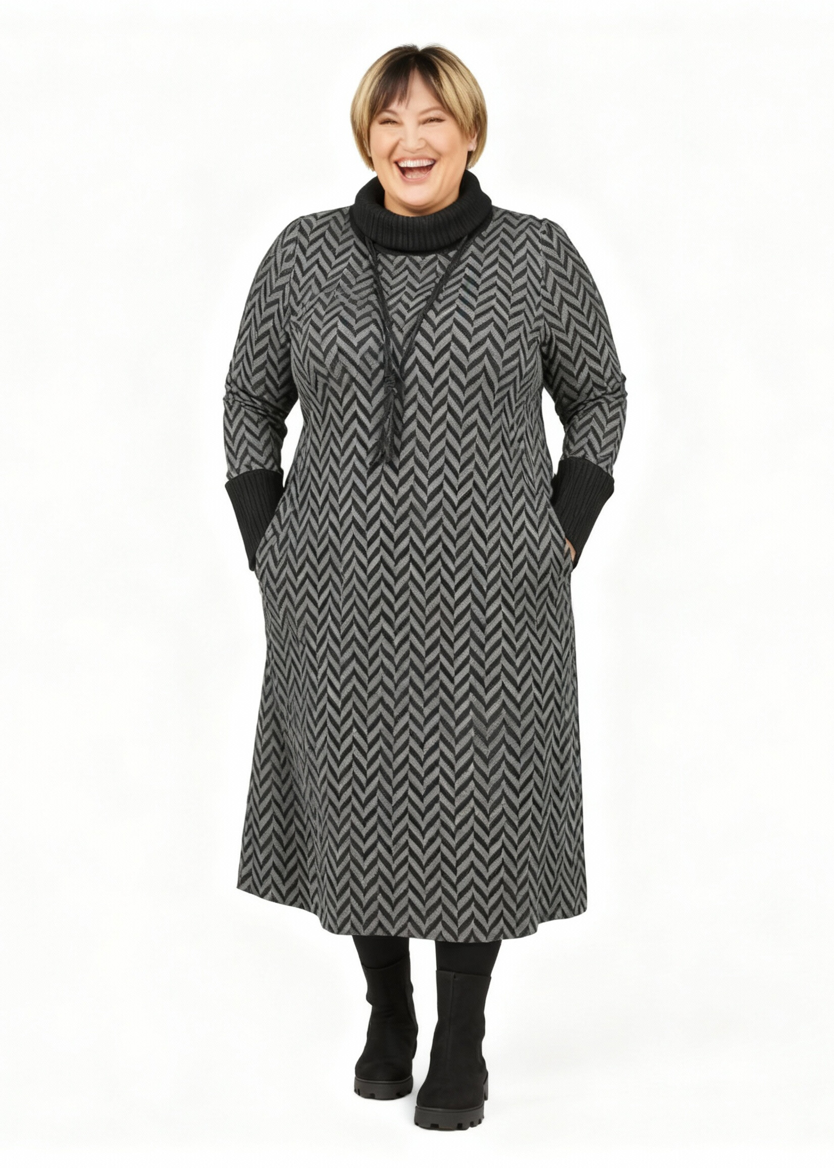 Mona Lisa Gebreide jurk met wijde col – stijlvol, comfortabel en flatterend