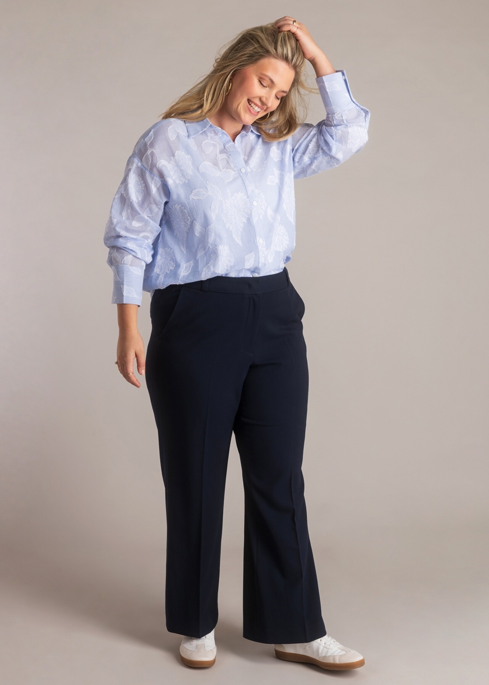 Yest Curve Klassieke rechte broek in comfortabele jersey – zakelijk én sportief te stylen