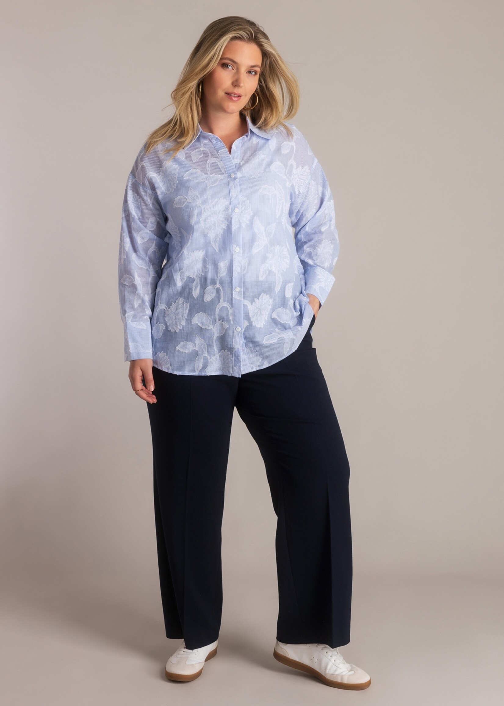 Yest Curve Blouse Jonna – frisse zomerblouse van katoen | Yest Curve