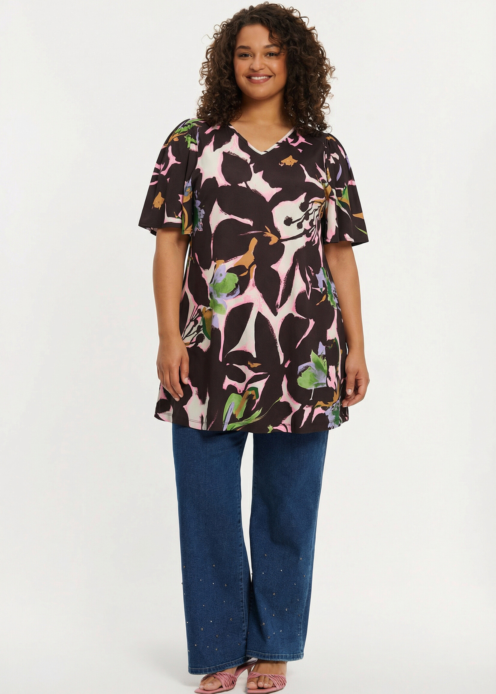 Yoek Yoek Tuniek Elodea – Wide Bottom A-lijn tuniek met geplooide mouw, off-white met donkerrode print