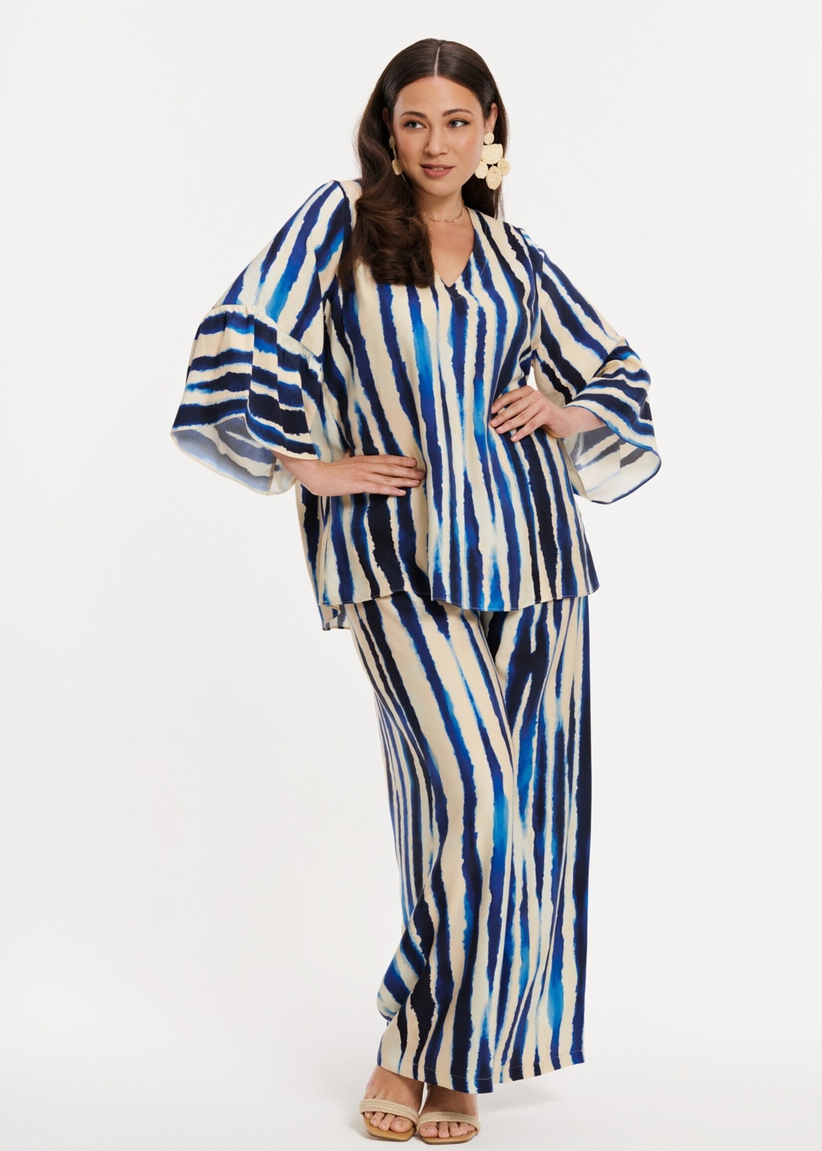 Yoek YOEK Broek Ripples (361582) – Wijde broek in Dolce jersey met verticale blauwe streep