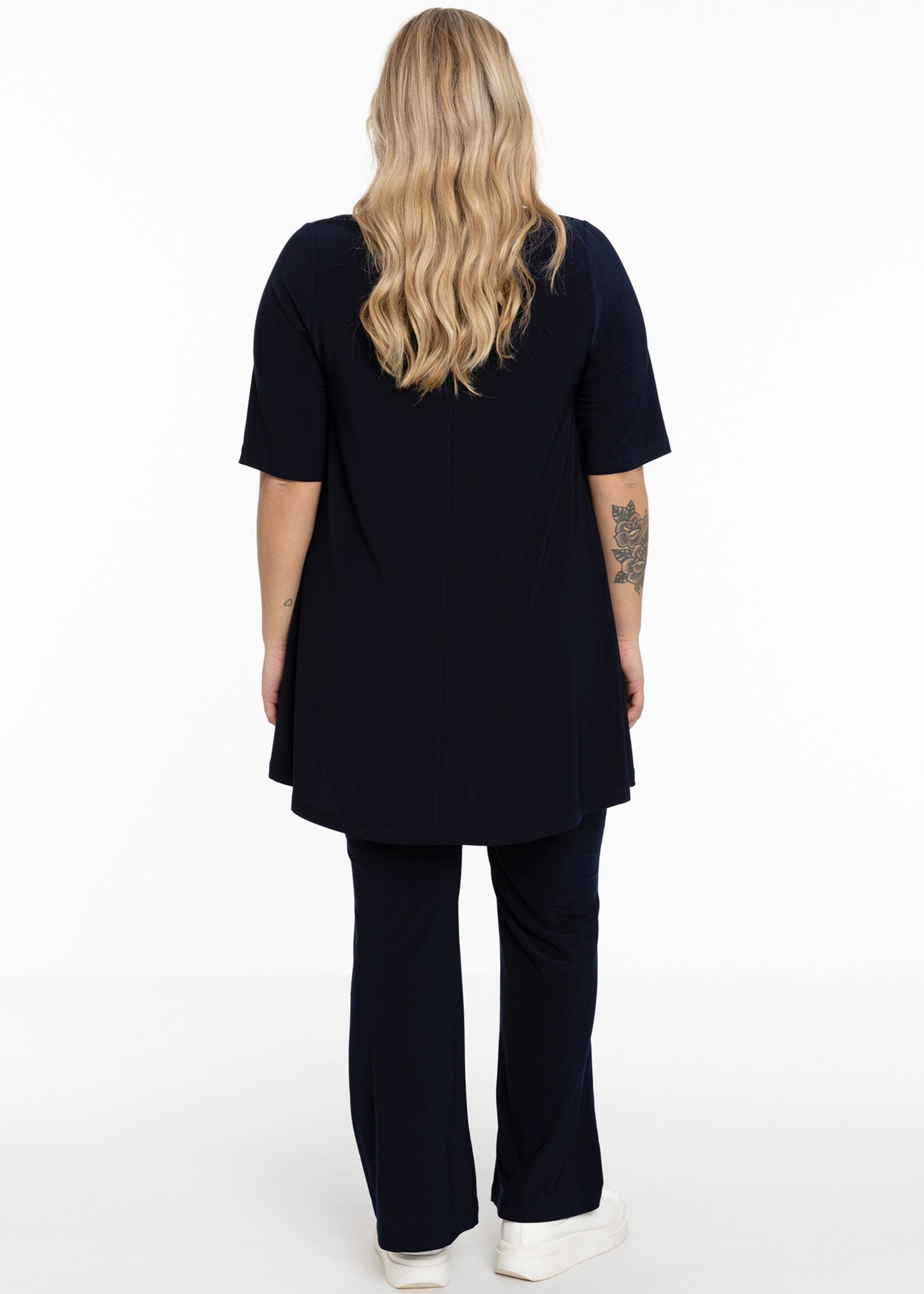 Yoek Yoek Swing Dolce tuniek in blauw – Wide Bottom A-lijn met V-hals