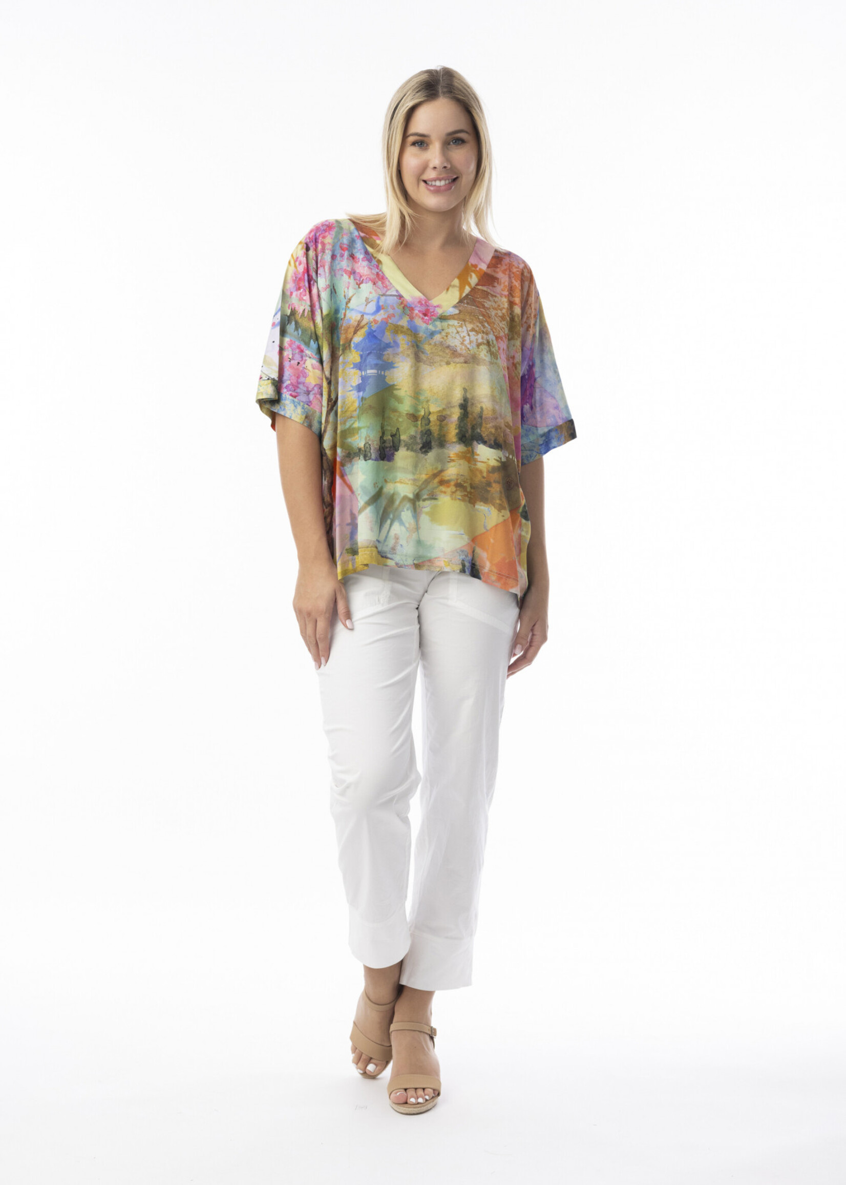 Orientique Orientique Top Digital Boxy (72567) – Artistieke Print & V-hals