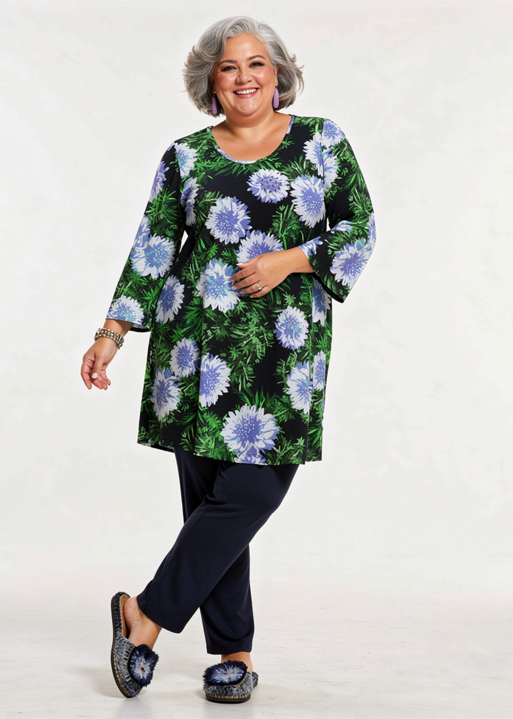 Yoek Yoek Wide Bottom Tuniek Full Blossom - Elegante Bloemenprint met Strassdetails in Dolce Travelstof