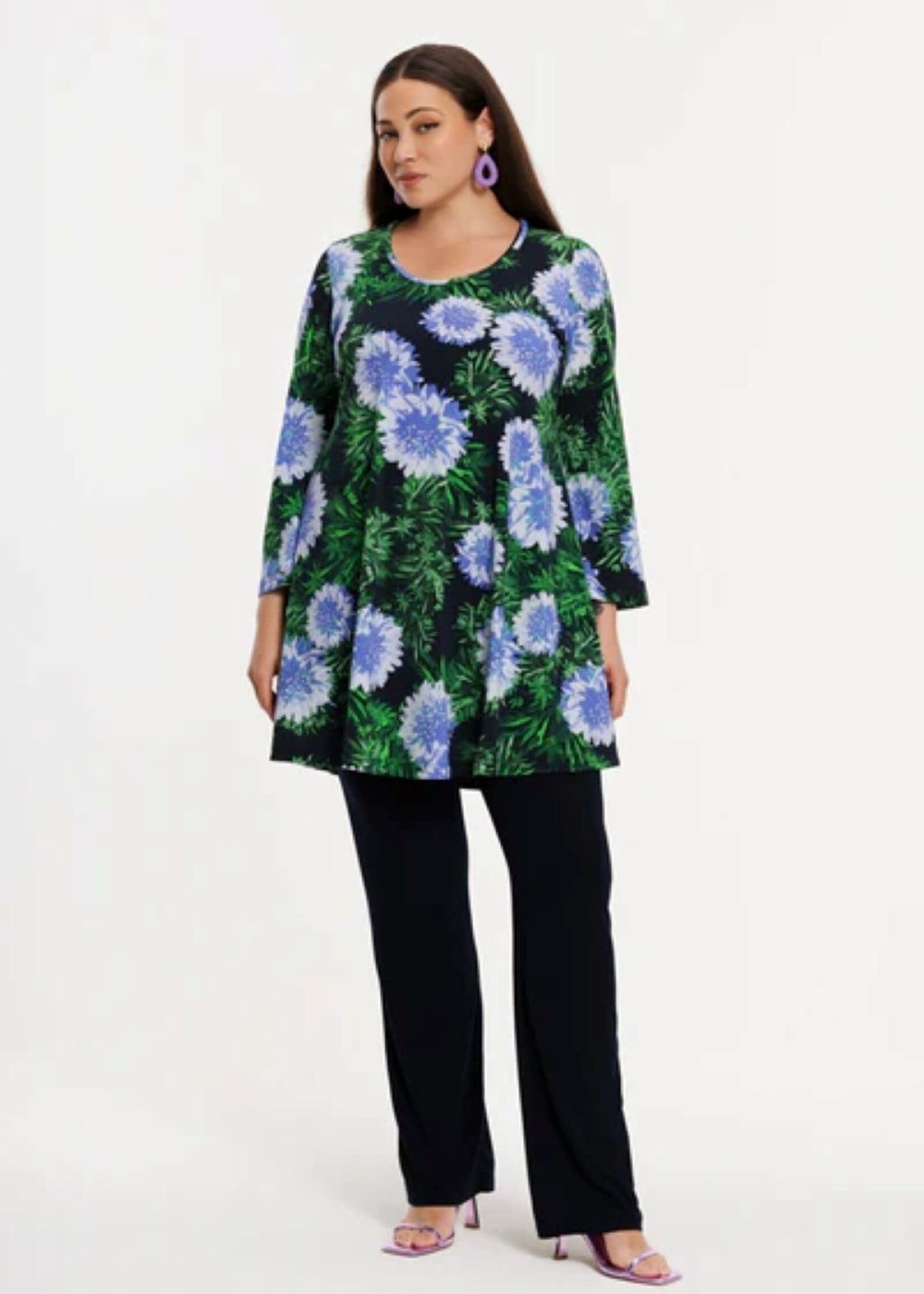 Yoek Yoek Wide Bottom Tuniek Full Blossom - Elegante Bloemenprint met Strassdetails in Dolce Travelstof