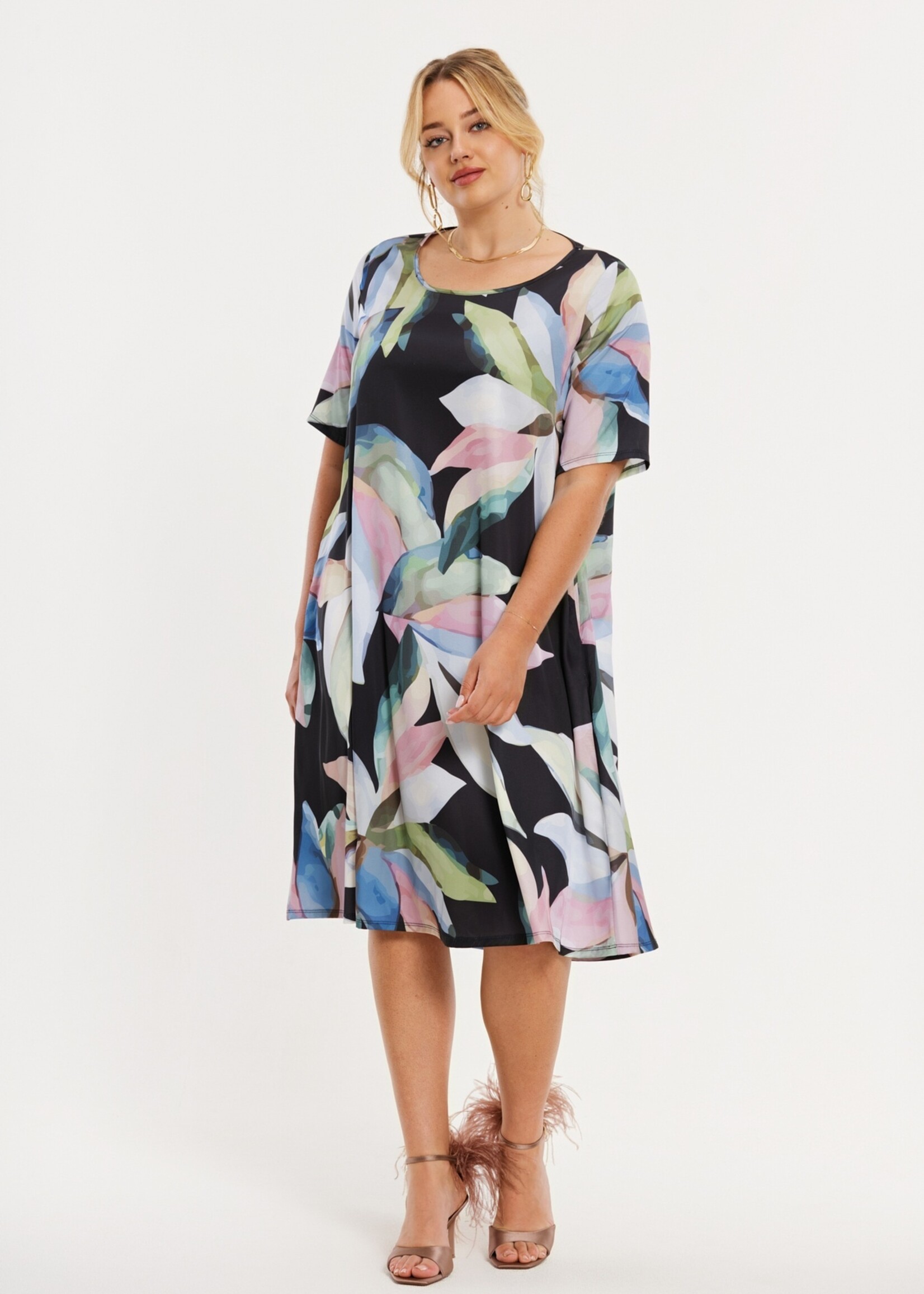 Yoek Yoek Black Label Swing Jurk Pastel Sky