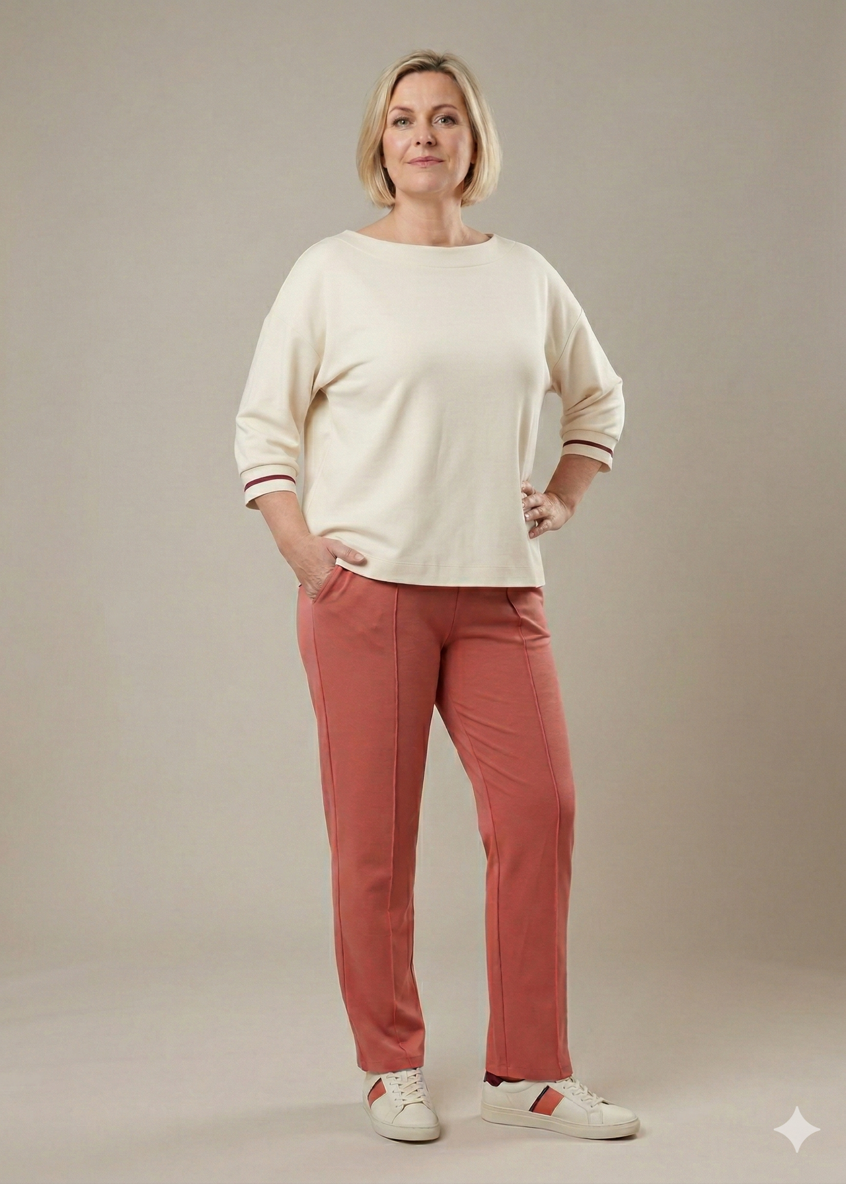 Yest Curve Yest Curve Shirt Liona – Naturel Top met Boothals en Terra Detail