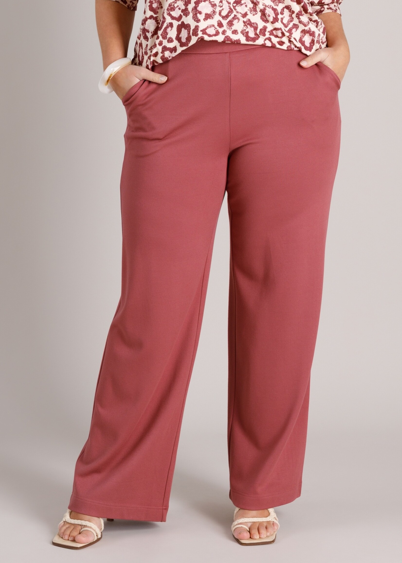 Yest Curve Yest Curve Broek Nadeche – Plum Essential Rechte Pijp (32 inch)