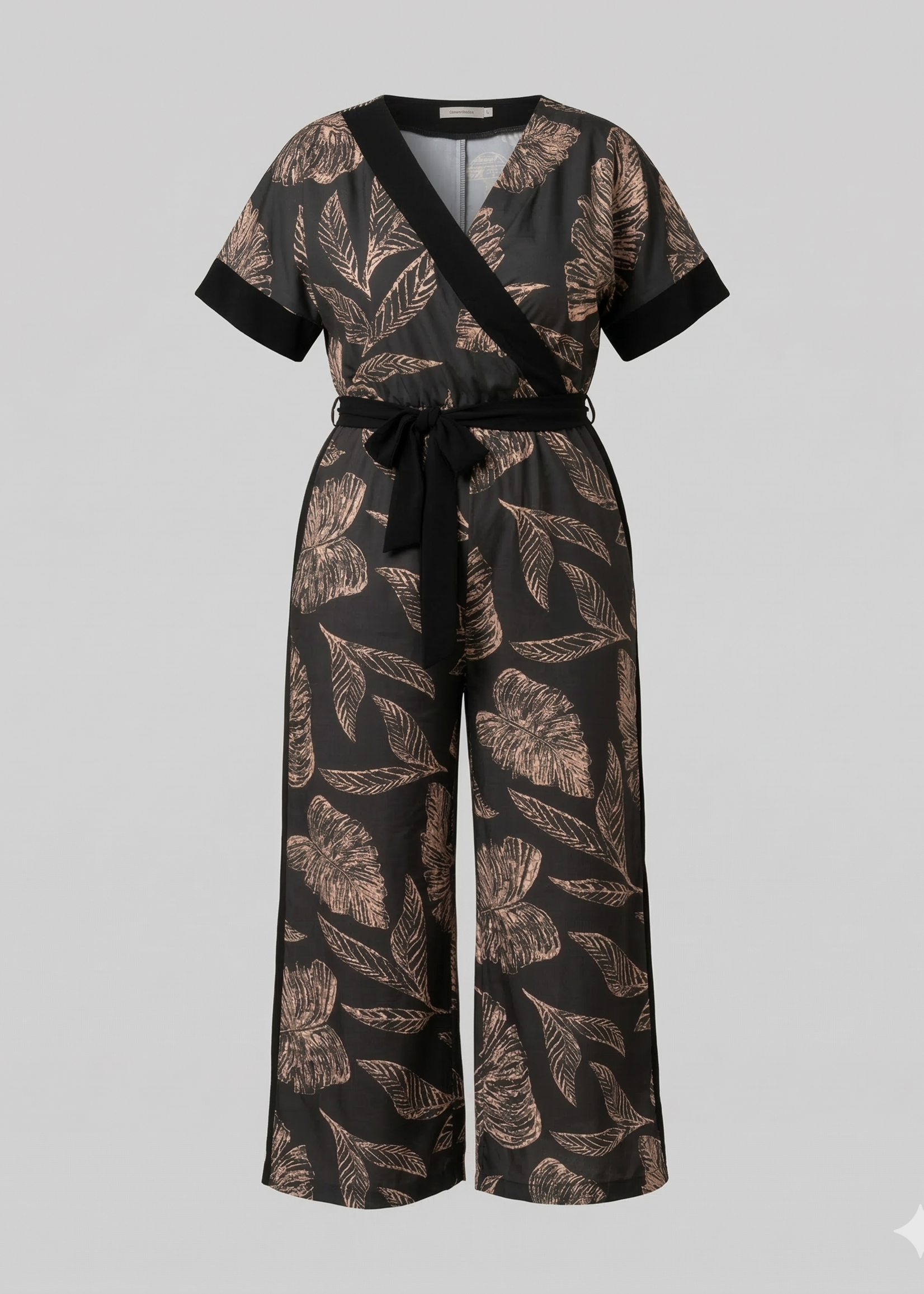 Curviss Curviss Jumpsuit met Bladprint - Zwart met Overslag V-hals (2665.47783)