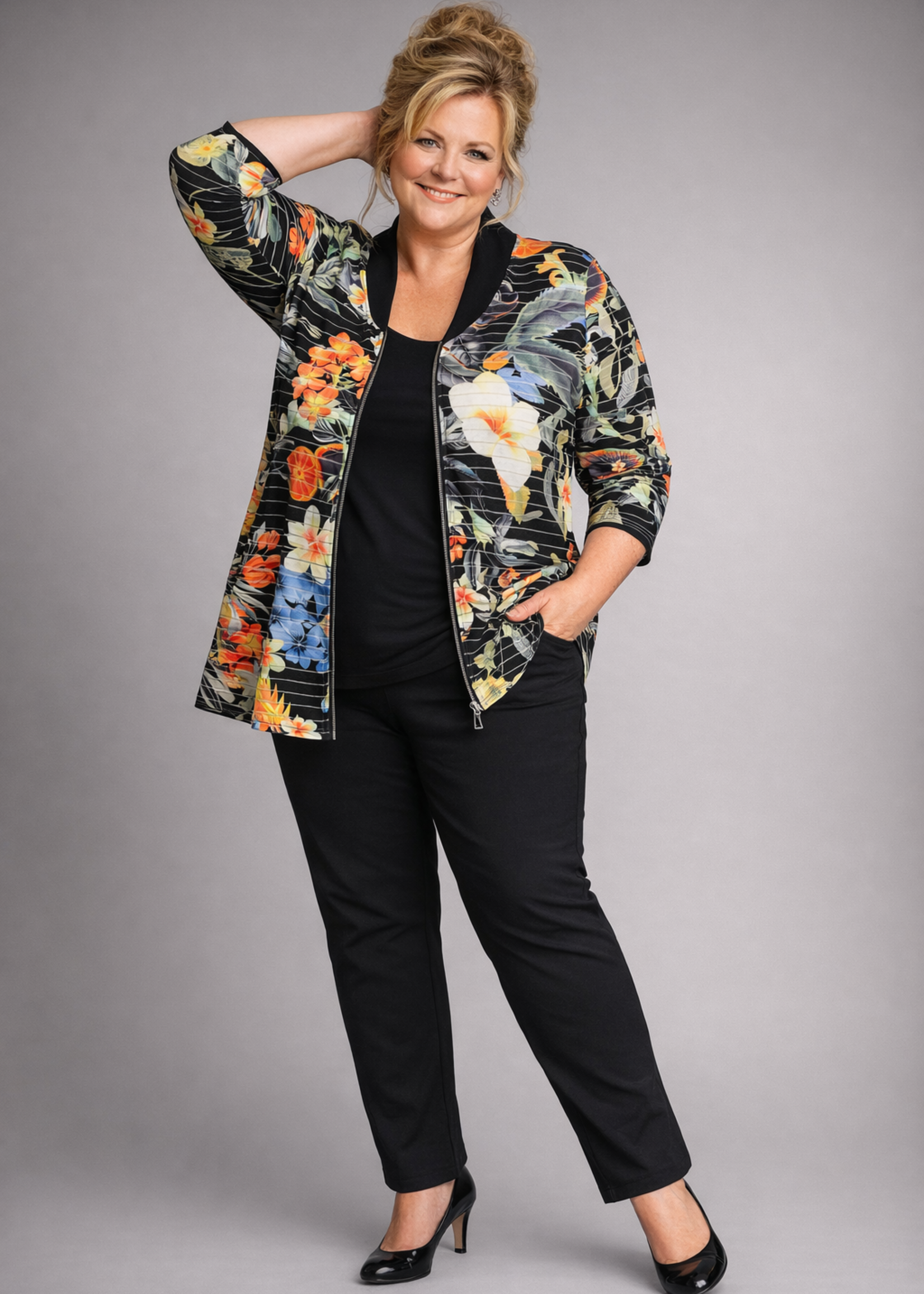 Doris Streich Vest van Doris Streich met kleurrijke bloemenprint – luchtig, flatterend en speels transparant