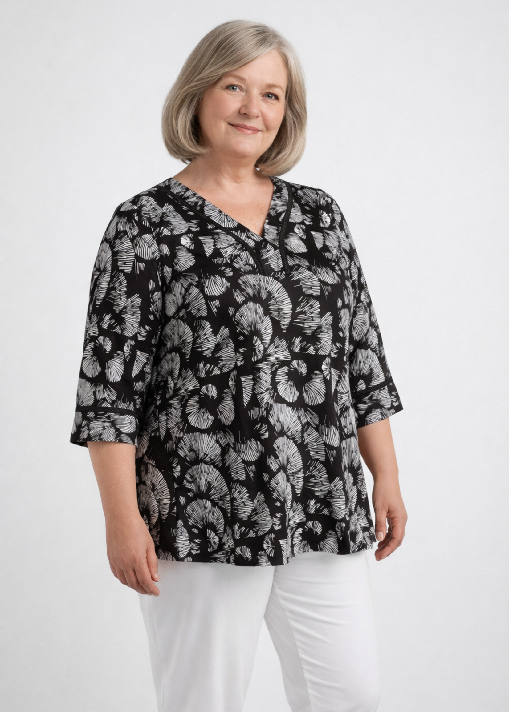 Colletta Colletta Shirt - Zwart-Witte Print met Chique Mesh Details en A-lijn (9000660)