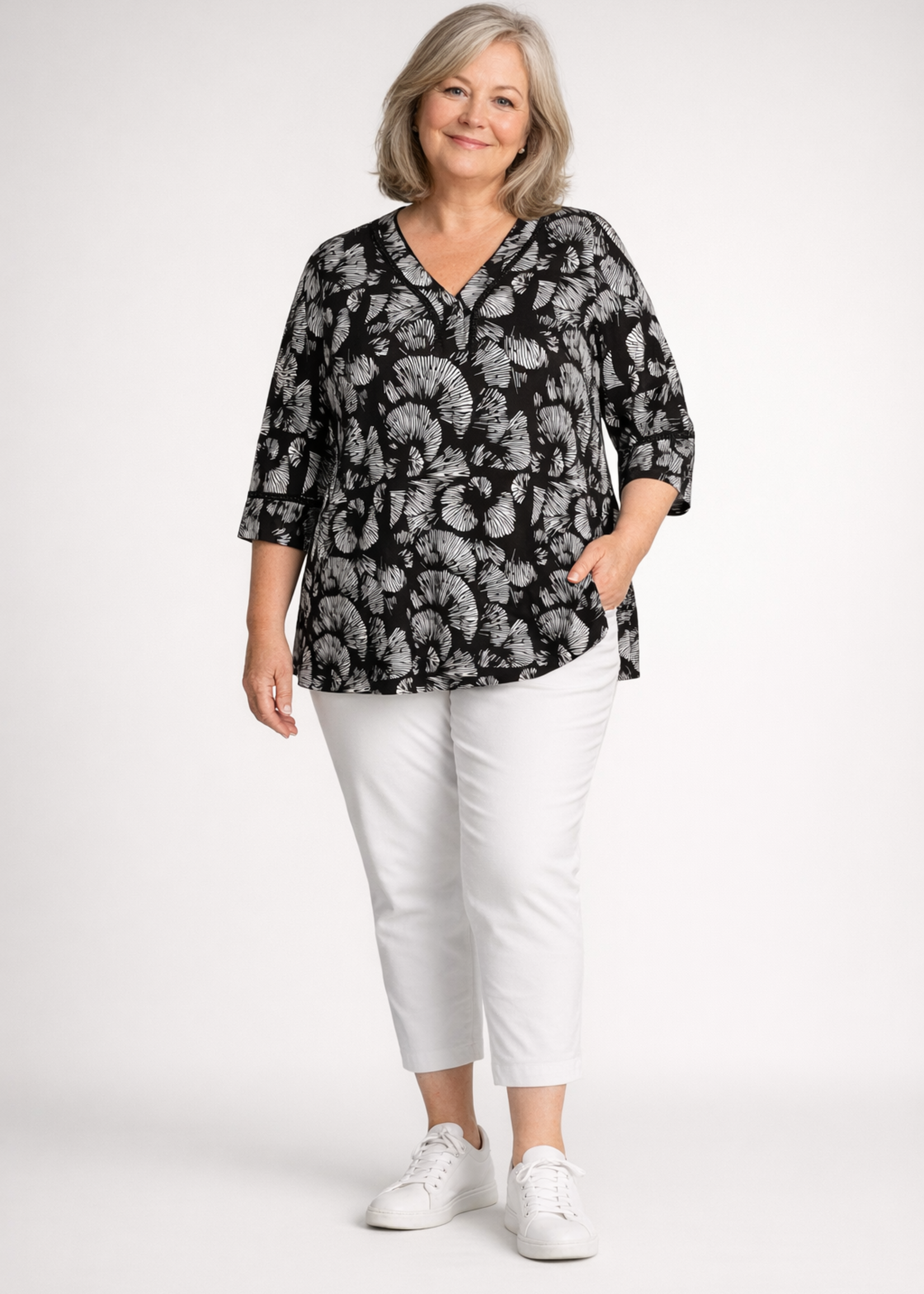Colletta Colletta Shirt - Zwart-Witte Print met Chique Mesh Details en A-lijn (9000660)