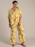 Yest Curve Blouse Norah Yest Curve (A006284)