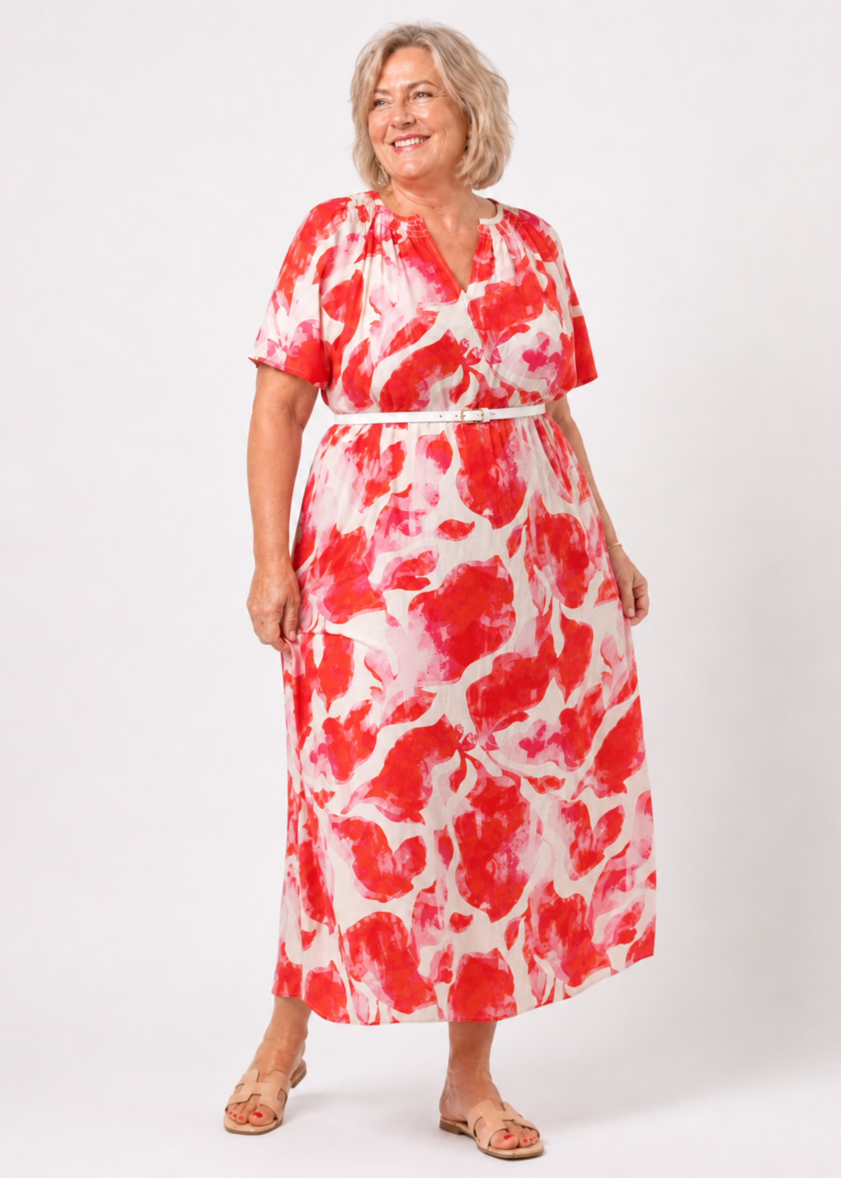 Yest Curve Jurk van Yest Curve met rood-witte print – luchtig, soepel en elegant