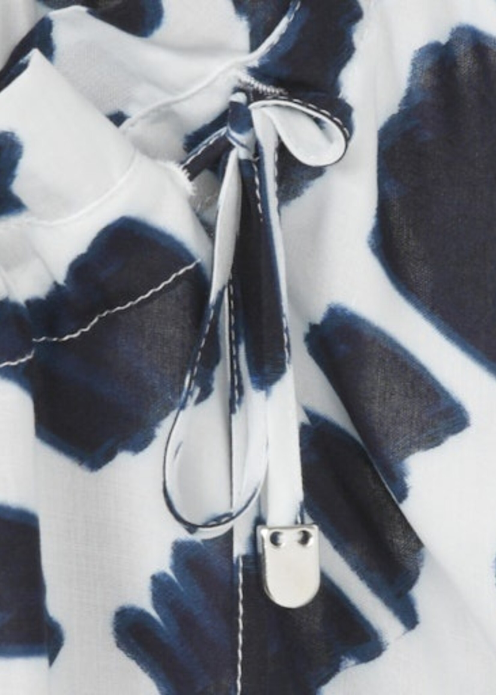Frapp Blouse van Frapp in navy/wit print – luchtig, soepel en heerlijk comfortabel