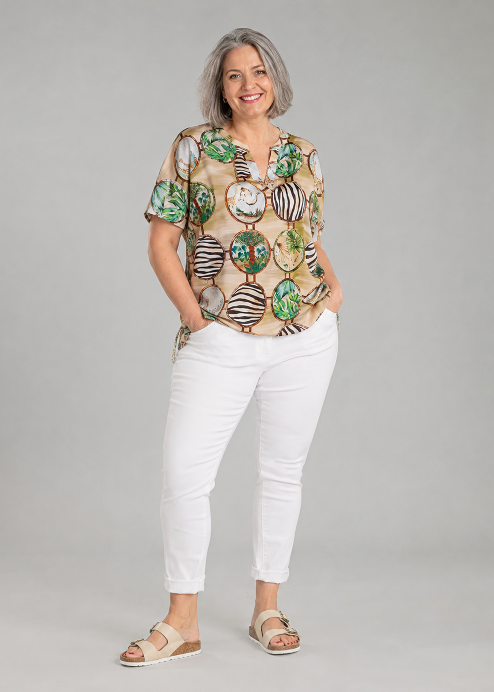 Mona Lisa Blouse van Mona Lisa met beige/groene multi print – luchtig, soepel en speels te dragen