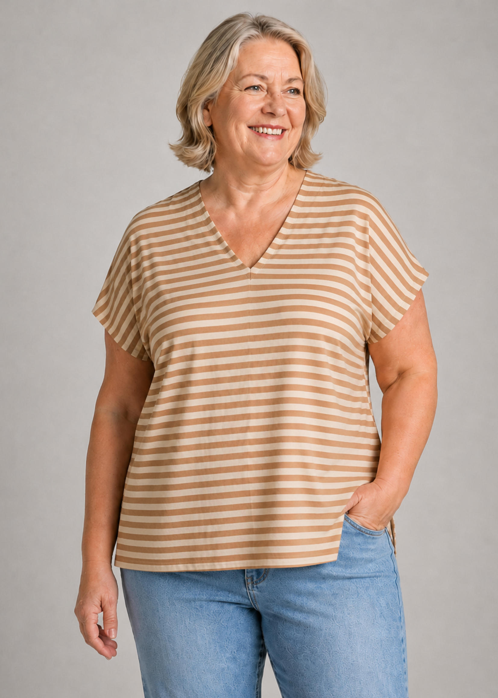 Yest Curve Yest Curve gestreept shirt Nessa met V-hals – luchtig comfort in een natuurlijke linnenmix