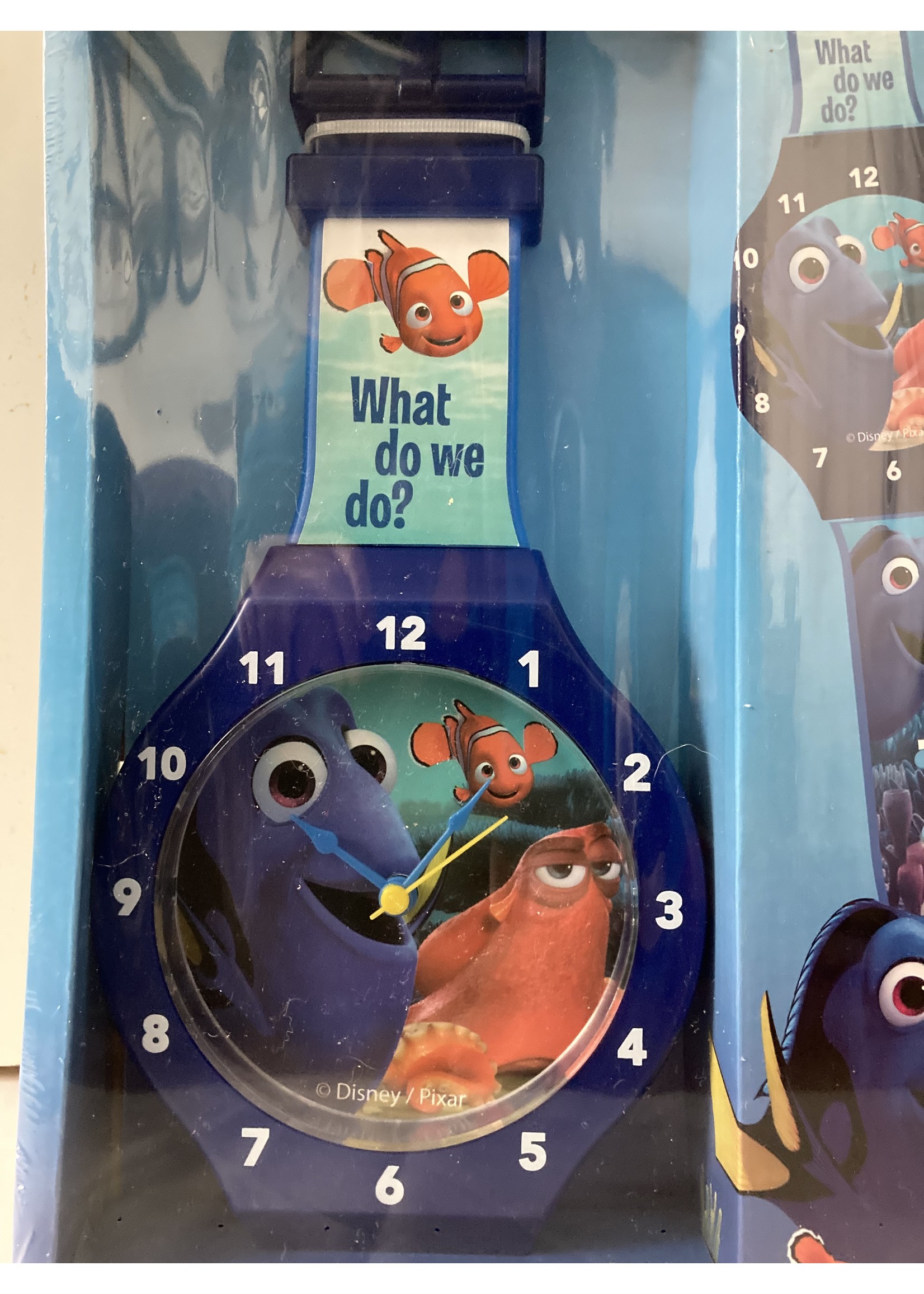 Disney Finding Dory wall clock from Disney blue