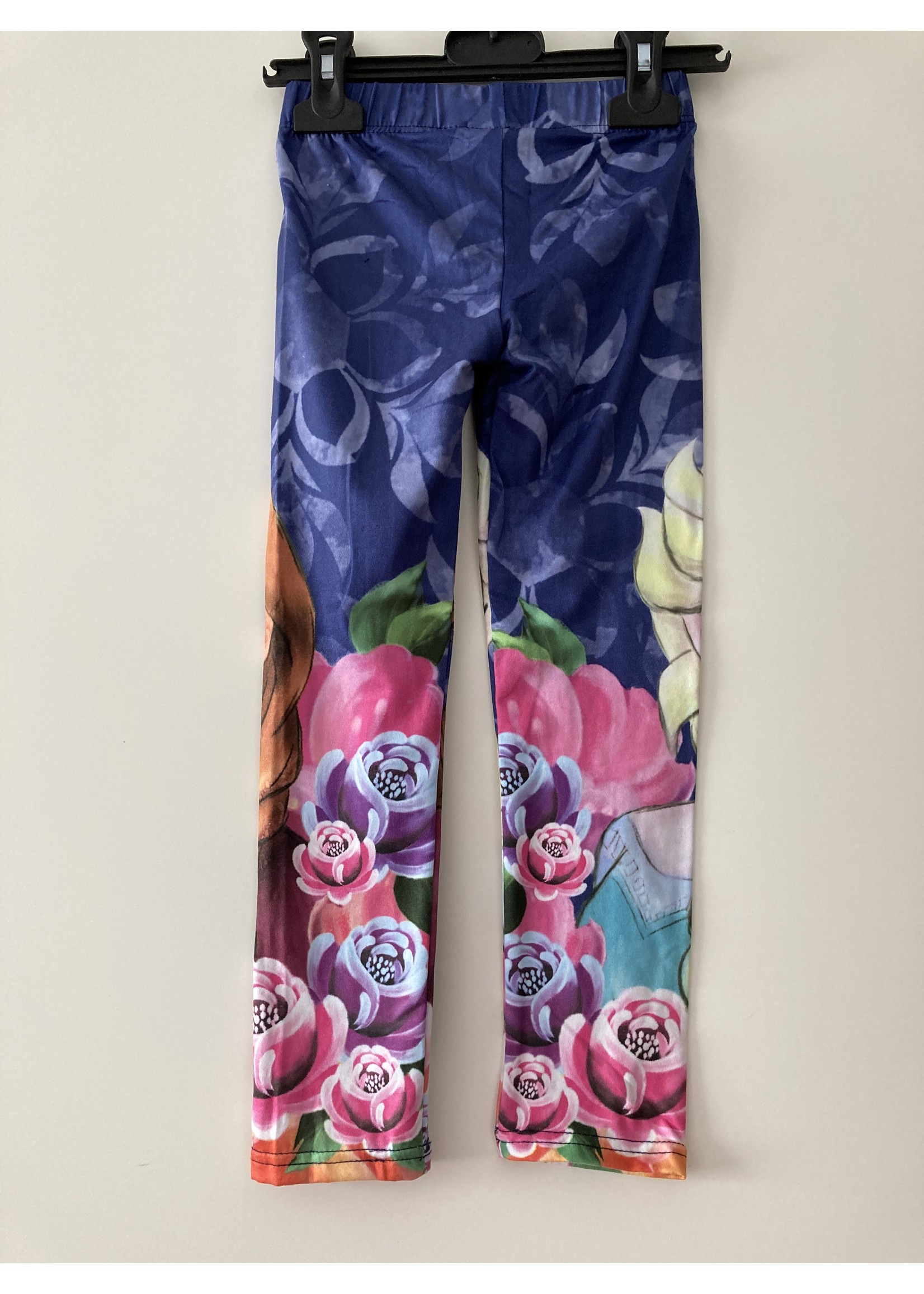 Disney Frozen legging from Disney purple