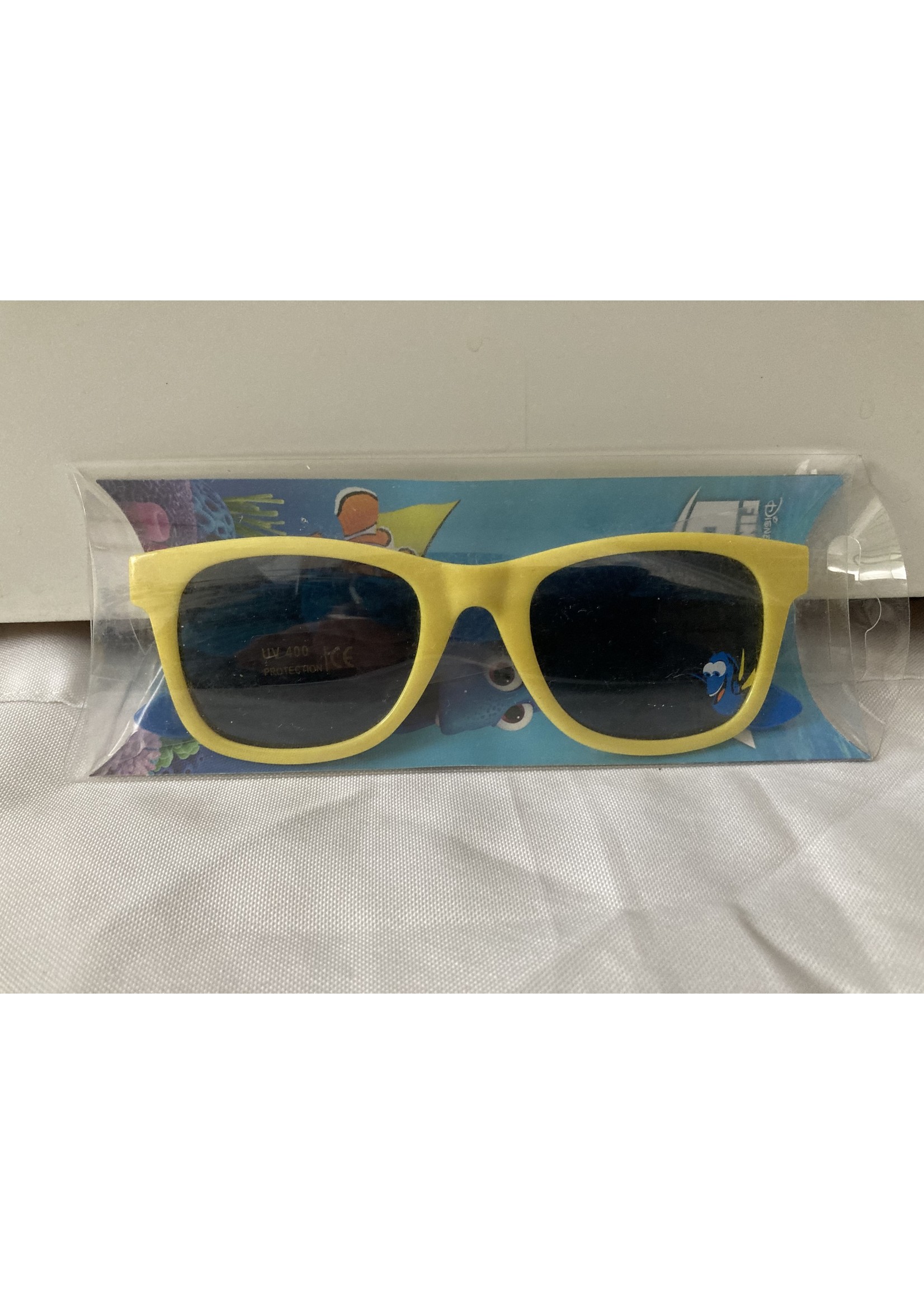 Disney Okulary przeciwsłoneczne Finding Dory z żółtego Disneya
