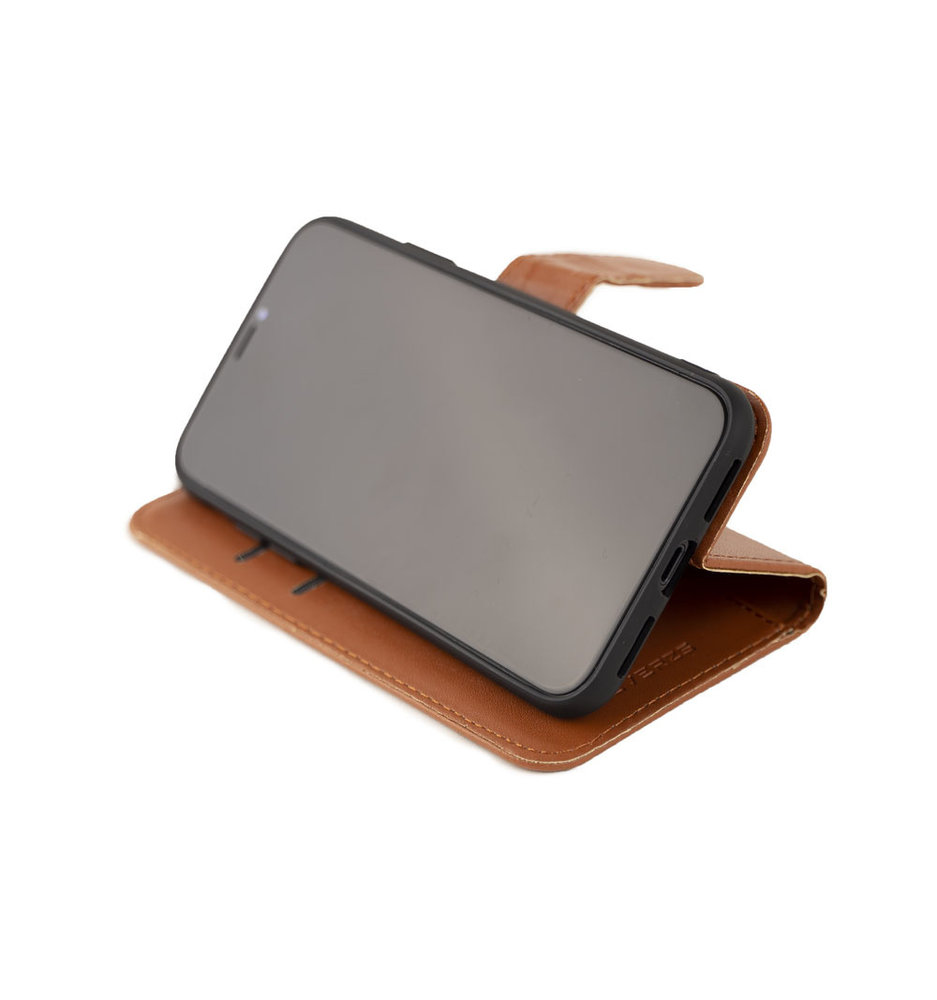 Coverzs Coverzs iPhone 11 Pro Max Bookcase Hülle (Braun) Coverzs Coverzs iPhone 11 Pro Max Bookcase Hülle (Braun)