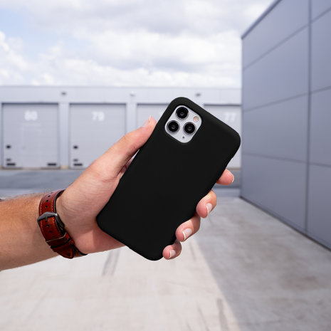 Coverzs Coverzs Luxus Liquid Silikon Case iPhone Xr (Schwarz) Coverzs Coverzs Luxus Liquid Silikon Case iPhone Xr (Schwarz)