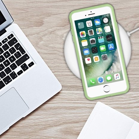 ShieldCase® Shieldcase Silikonhülle iPhone SE 2022 (Hellgrün)