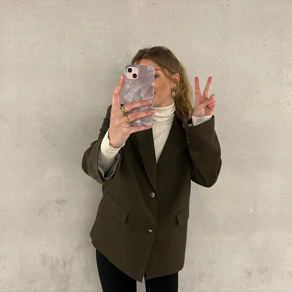 xoxo Wildhearts xoxo Wildhearts Marble Brown Sugar - iPhone 11 Pro Hülle xoxo Wildhearts xoxo Wildhearts Marble Brown Sugar - iPhone 11 Pro Hülle