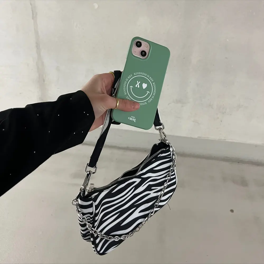 xoxo Wildhearts xoxo Wildhearts Kindness Is Key Green - iPhone 11 Pro Max Hülle xoxo Wildhearts xoxo Wildhearts Kindness Is Key Green - iPhone 11 Pro Max Hülle