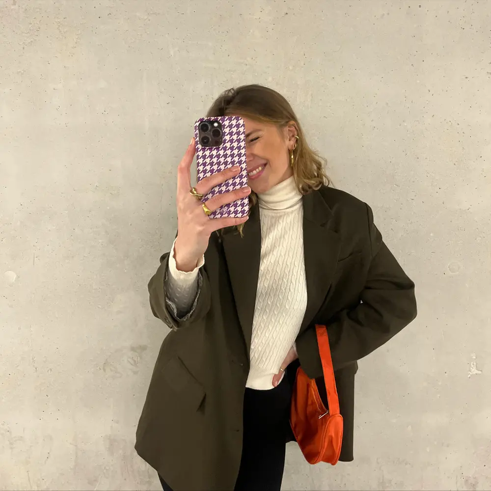 xoxo Wildhearts xoxo Wildhearts When In Paris Purple - iPhone 13 Hülle xoxo Wildhearts xoxo Wildhearts When In Paris Purple - iPhone 13 Hülle