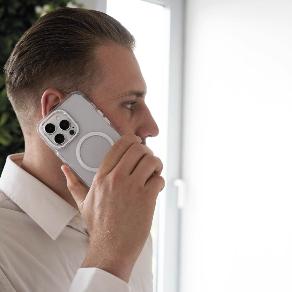 Coverzs Coverzs iPhone 14 Pro Max Clear Metallic Hülle mit Magsafe (Silber) Coverzs Coverzs iPhone 14 Pro Max Clear Metallic Hülle mit Magsafe (Silber)