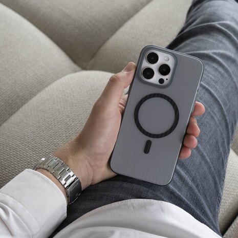 Coverzs Coverzs iPhone 14 Pro Wavy Hardcase mit Magsafe (Schwarz) Coverzs Coverzs iPhone 14 Pro Wavy Hardcase mit Magsafe (Schwarz)