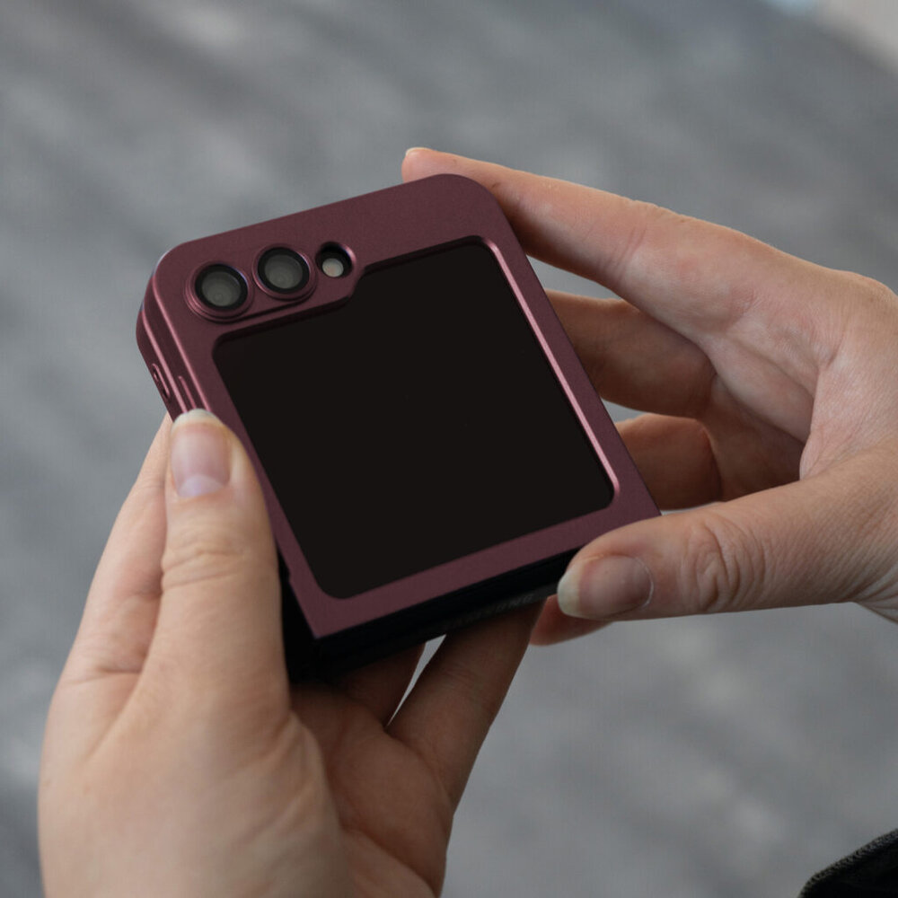 ShieldCase® ShieldCase Samsung Galaxy Z Flip 6 / Z Flip 7 FE Matte Hülle mit Kameraabdeckung (Weinrot)