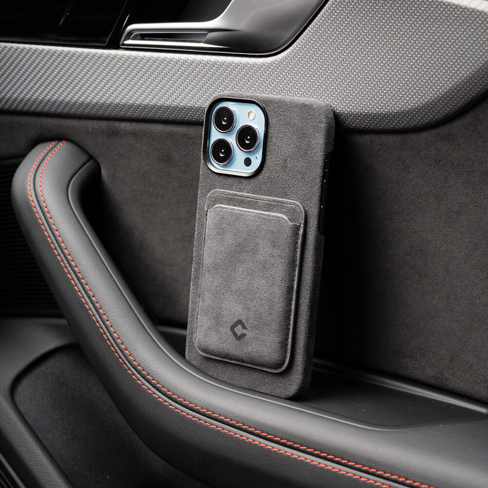 Coverzs Coverzs Alcantara MagSafe Wallet (Schwarz)