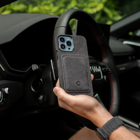 Coverzs Coverzs Alcantara MagSafe Wallet (Schwarz)