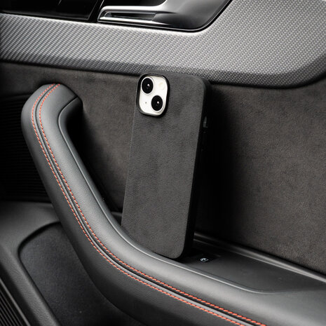 Coverzs Coverzs iPhone 15 Alcantara & TPU MagSafe Hülle (Schwarz) Coverzs Coverzs iPhone 15 Alcantara & TPU MagSafe Hülle (Schwarz)