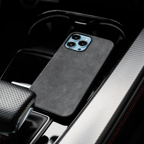 Coverzs Coverzs iPhone 15 Pro Alcantara & TPU MagSafe Hülle (Schwarz)