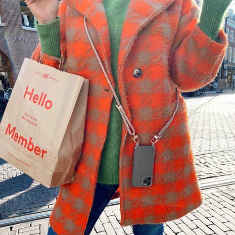 xoxo Wildhearts xoxo Wildhearts iPhone 14 Plus Transparente Hülle mit Rainbow Vibes Kordel xoxo Wildhearts xoxo Wildhearts iPhone 14 Plus Transparente Hülle mit Rainbow Vibes Kordel