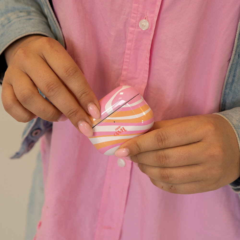 xoxo Wildhearts xoxo Wildhearts Chasing Sunsets - Airpods Pro 2 Hülle xoxo Wildhearts xoxo Wildhearts Chasing Sunsets - Airpods Pro 2 Hülle