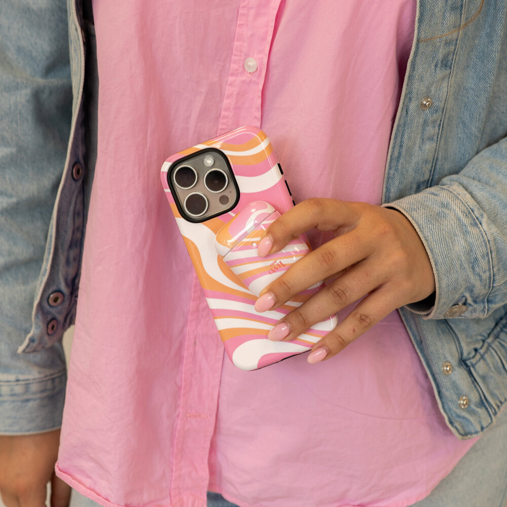 xoxo Wildhearts xoxo Wildhearts Chasing Sunsets - Airpods 1 / 2 Hülle xoxo Wildhearts xoxo Wildhearts Chasing Sunsets - Airpods 1 / 2 Hülle