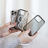 xoxo Wildhearts xoxo Wildhearts iPhone 16 Pro TPU Glitzer Hülle MagSafe (Transparent) xoxo Wildhearts xoxo Wildhearts iPhone 16 Pro TPU Glitzer Hülle MagSafe (Transparent)
