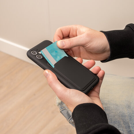 ShieldCase® ShieldCase iPhone 11 Silikonhülle mit Kartenfach (Schwarz)